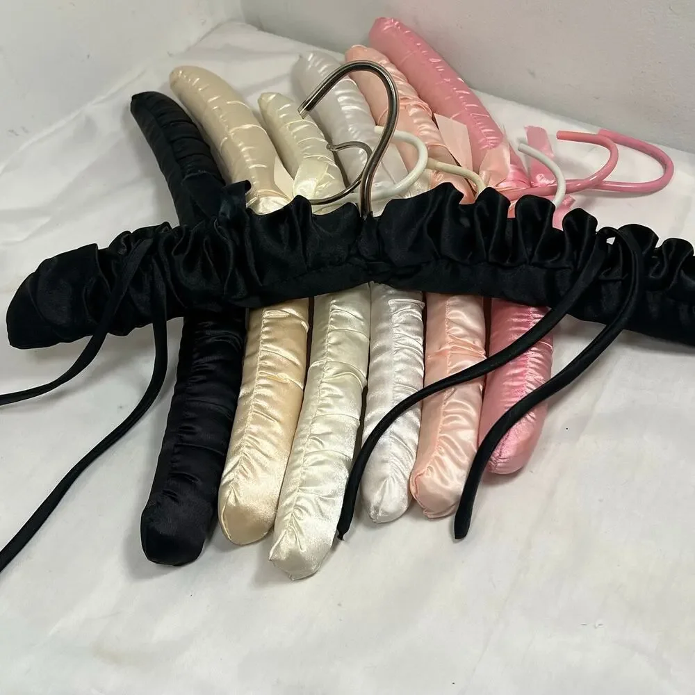 Satin Padded Clothes Glam Hangers Set of 7 for Delicate Clothing Protection
